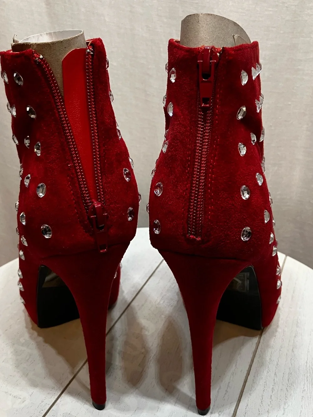 Scene Weaver Red Studded Suede Platform Ankle Booties New in box